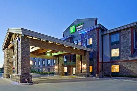 Brainerd Hotels MN Holiday Inn Express Hotel - Three Bear Waterpark